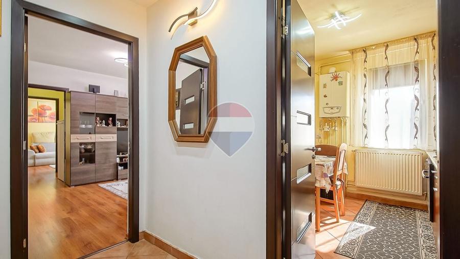 Apartament cu 2 camere semidecomandat, mobilat în Astra