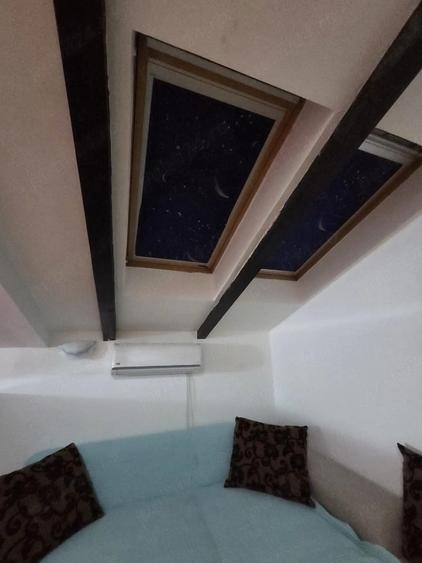 Apartament cu 2 camere semidecomandat în Florești