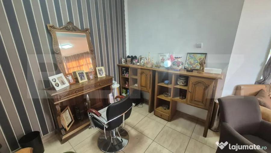 Casă cu 5 camere cu Teren 496 Mp în Cloșca