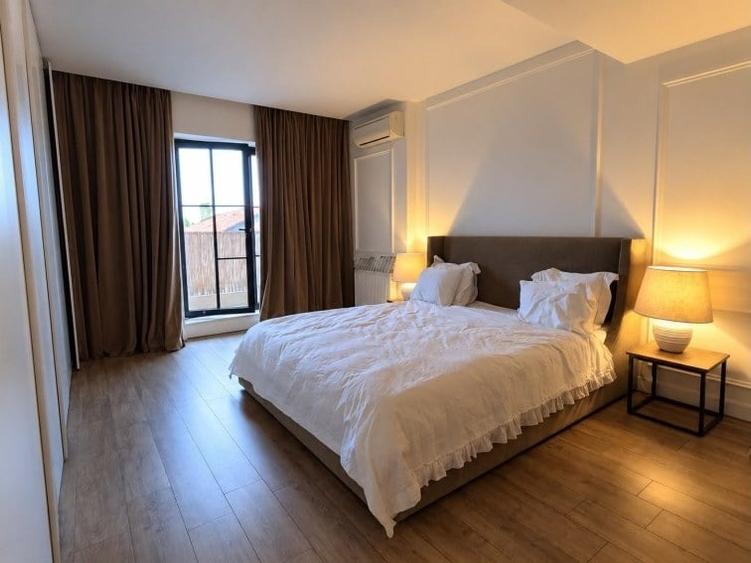 Apartament cu 3 camere în Iancu Nicolae