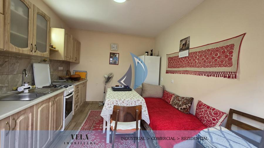 Casă individuală cu 3 camere cu Canalizare în Semicentral