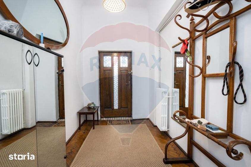 Apartament cu 3 camere în Cotroceni