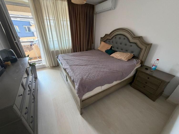 Apartament cu 3 camere decomandat, mobilat în Central