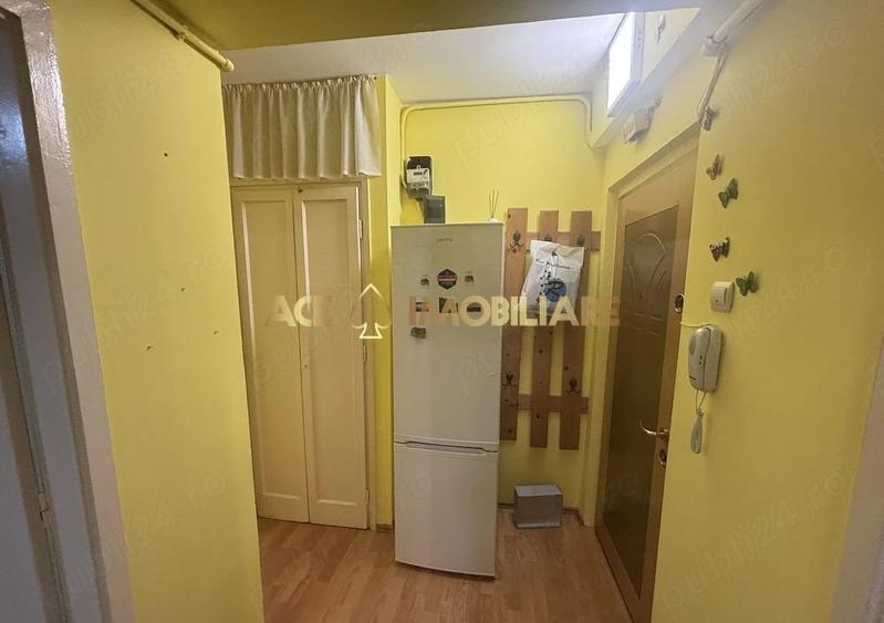 Apartament cu 2 camere decomandat, mobilat în Calea Călărașilor