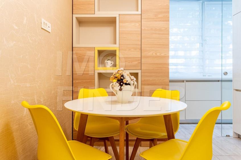 Apartament cu 5 camere decomandat, mobilat în Plopilor