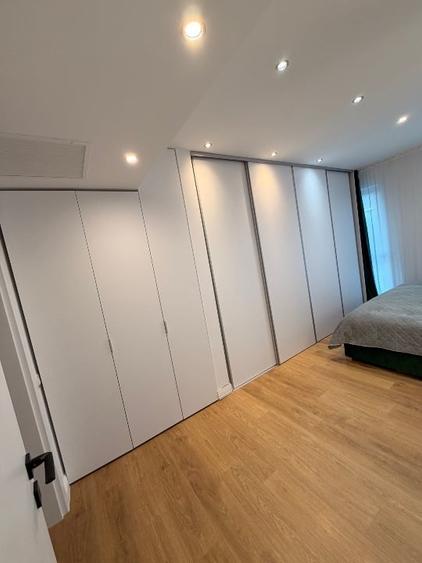 Apartament cu 3 camere decomandat, mobilat în Central