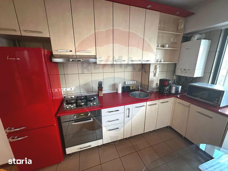 Apartament cu 2 camere semidecomandat, mobilat în Centrul Civic