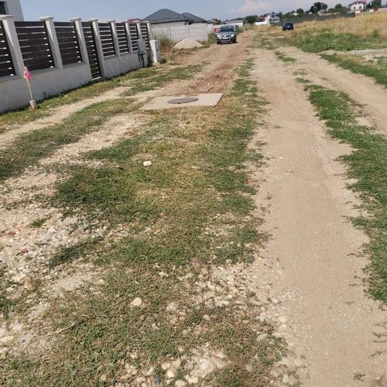 Teren de 667 mp, în Olteni