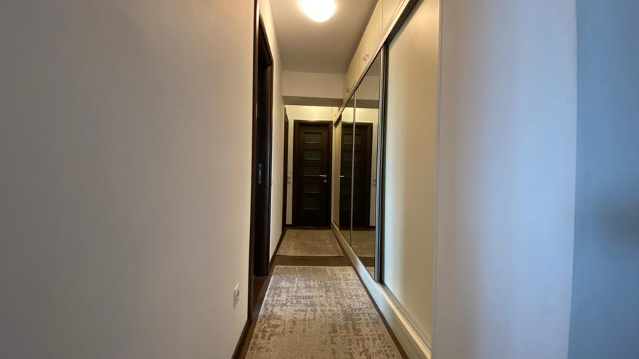 Apartament cu 3 camere decomandat în Ultracentral