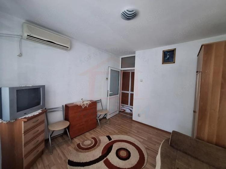 ? De inchiriat 2 camere, Micro 20, 350 euro/luna - 4