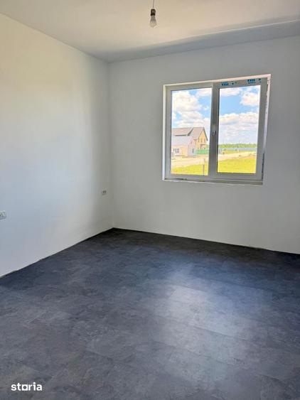 Casă cu 4 camere cu Teren 540 Mp în Tărtășești