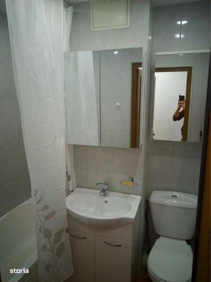 Inchiriez Apartament 2 camere decomandat /49 mp /metrou Nicolae G. - 7