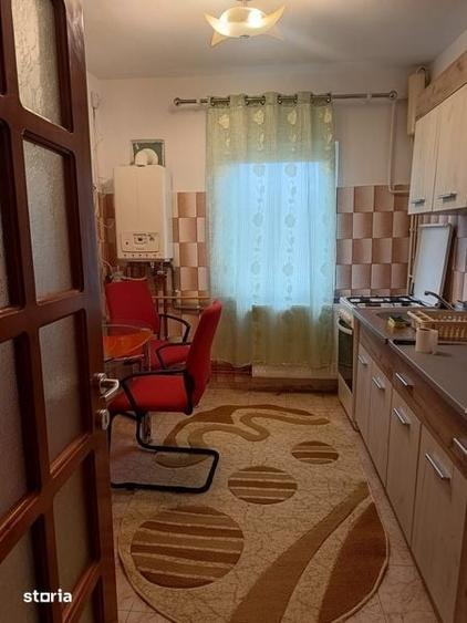 Apartament cu 2 camere decomandat în Traian