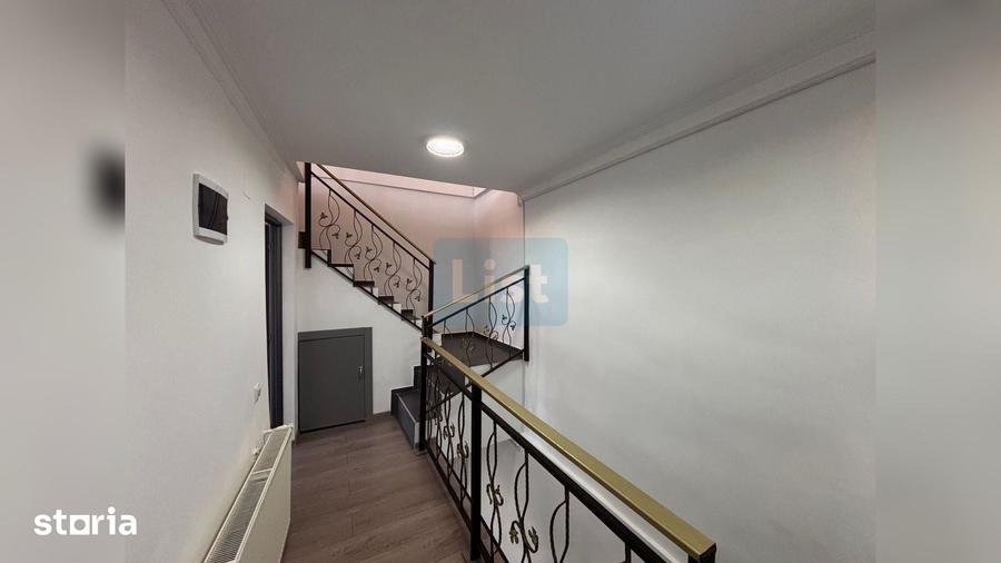 Casă cu 5 camere cu Teren 10 Mp în Gheorgheni