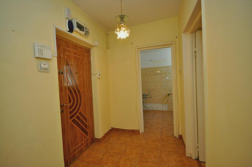 Apartament cu 2 camere semidecomandat în Drumul Taberei