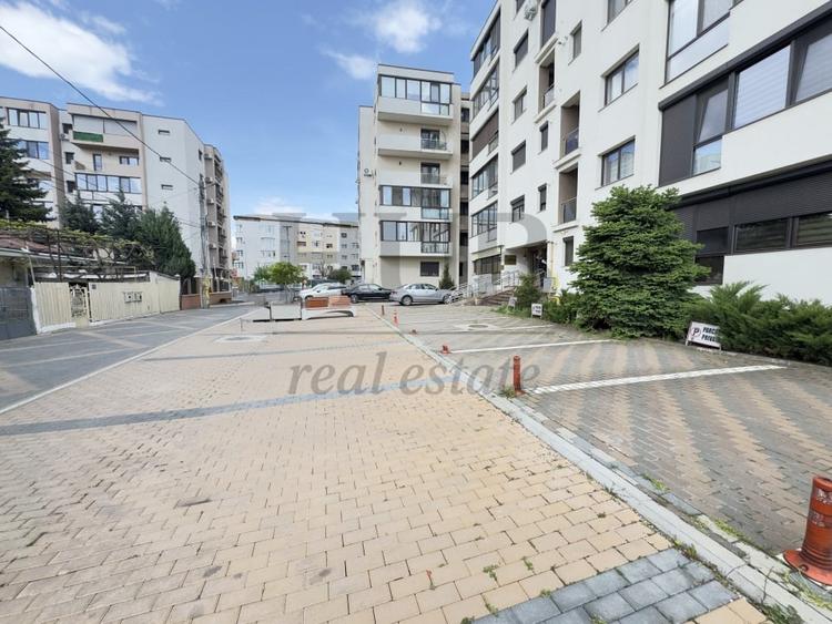 Apartament cu 3 camere decomandat, mobilat în Nord