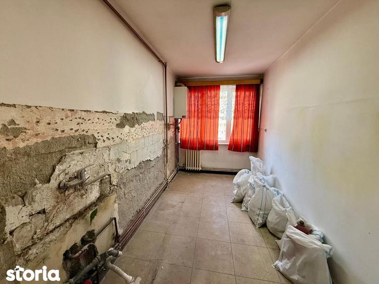 Apartament cu 3 camere în Tudor Vladimirescu