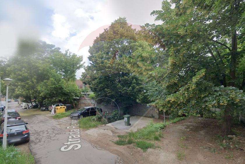 Teren Construcții intravilan de 498 mp, în Central
