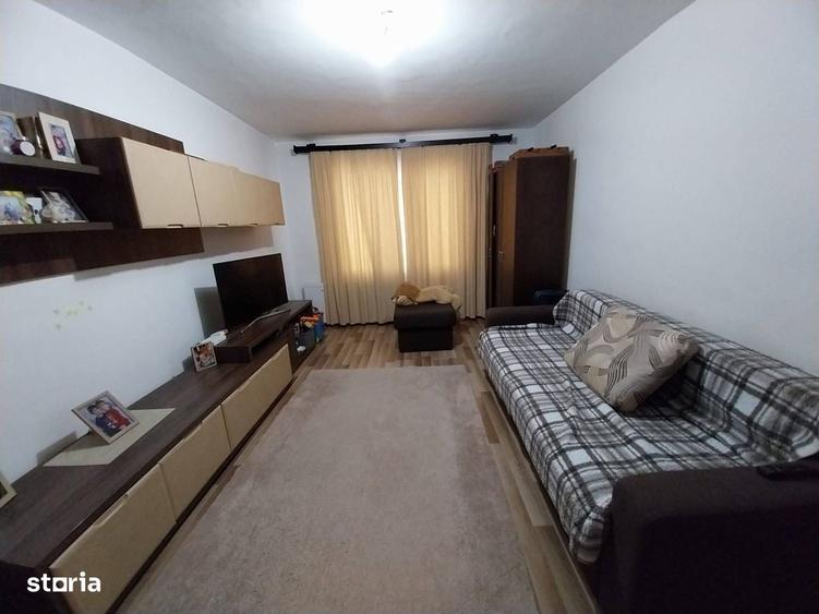 Apartament cu 2 camere decomandat în Tudor