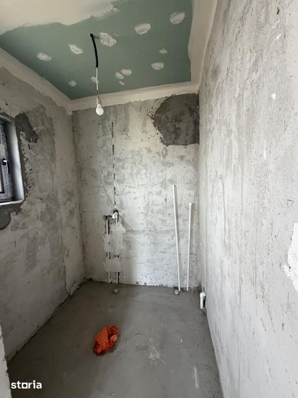 Casă cu 5 camere cu Teren 335 Mp în Central