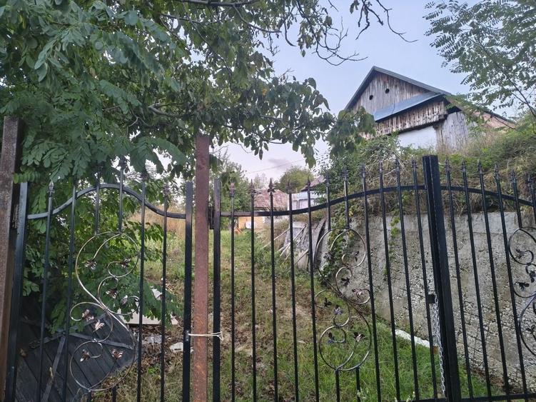 Casă cu 2 camere în Central
