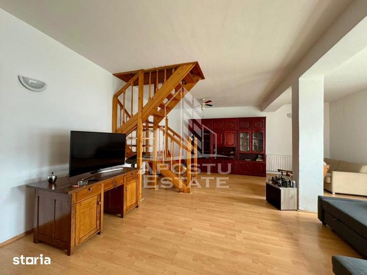 Casă cu 8 camere cu Teren 548 Mp în Fabric