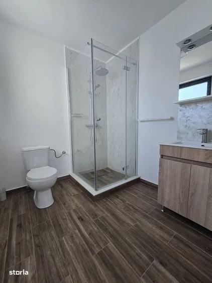 Casă cu 4 camere cu Teren 497 Mp în Bora