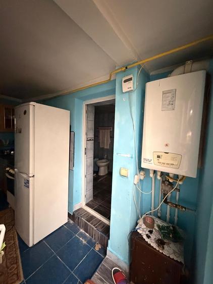Casă individuală cu 3 camere cu Canalizare în Piața Centrală