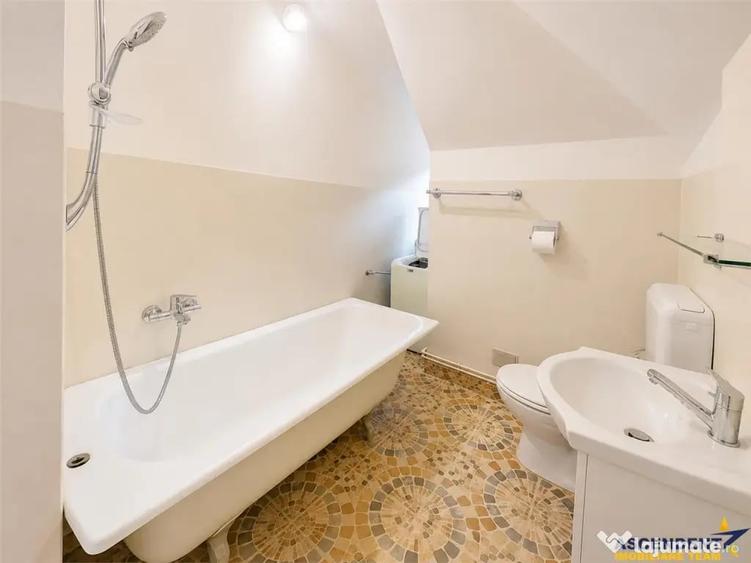Apartament cu 2 camere nedecomandat în Central