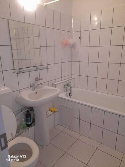 Apartament cu 3 camere decomandat în Militari
