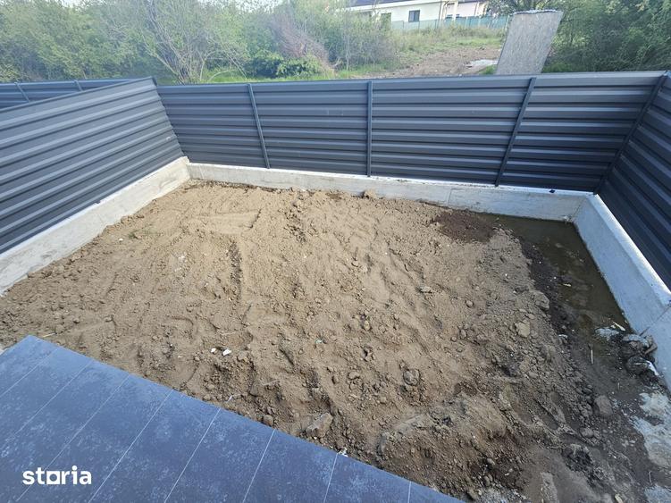 Casă cu 4 camere cu Teren 175 Mp în Moșoaia