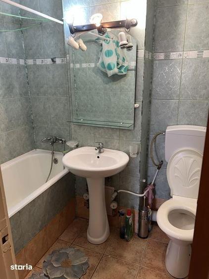 Casă cu 2 camere decomandat cu Teren 57 Mp în Titan