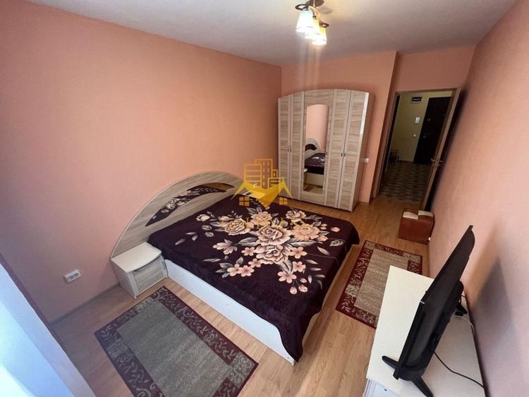 Apartament cu 3 camere semidecomandat, mobilat în Dâmbul Rotund