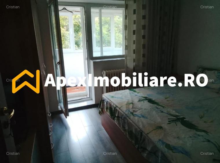 Apartament cu 3 camere decomandat în Iancului