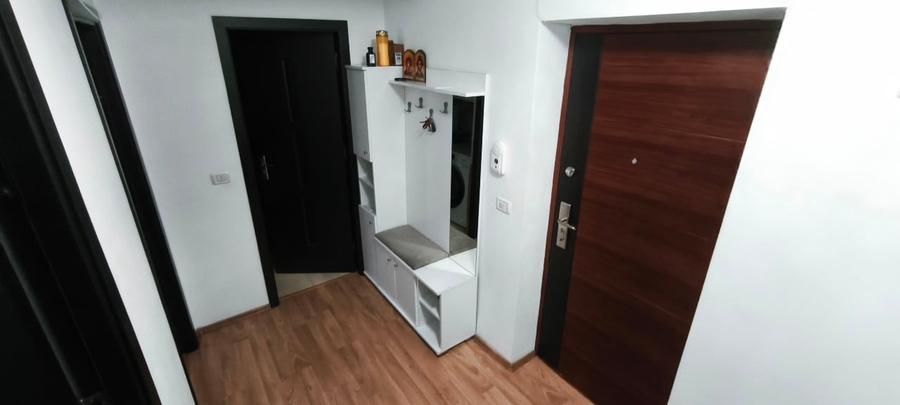 Garsonieră decomandată, mobilată în Valea Lupului