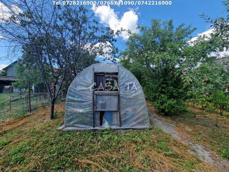 Casă individuală cu 2 camere cu Canalizare în Sănătești
