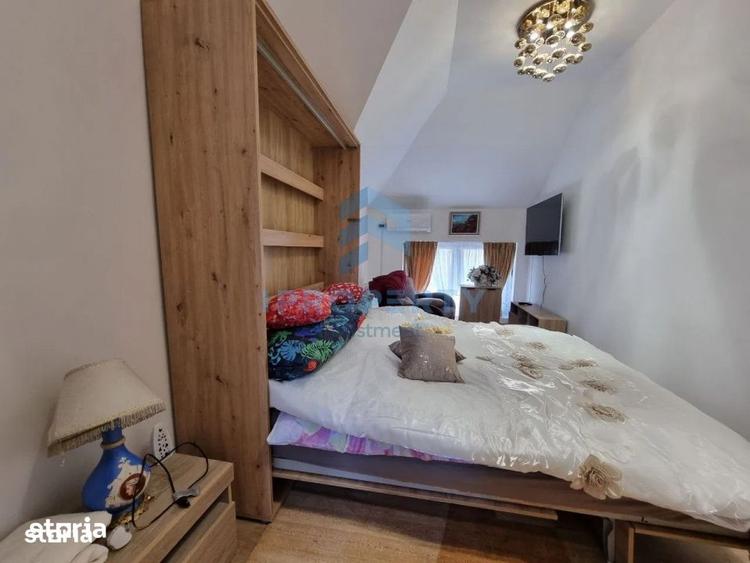 Casă cu 7 camere cu Teren 600 Mp în Fundeni