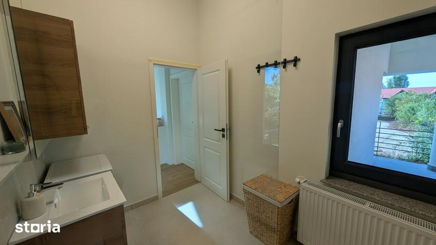 Casă cu 3 camere cu Teren 364 Mp în Central