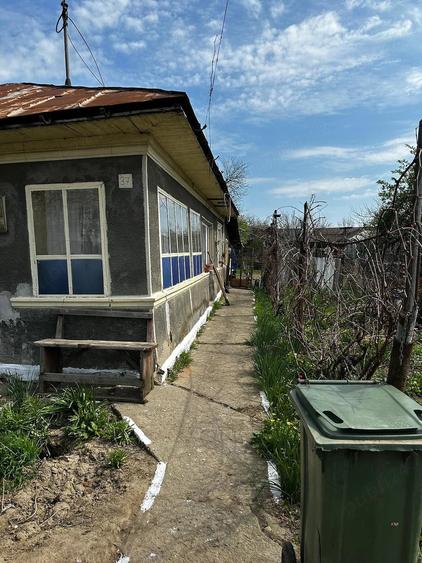 Casă cu 3 camere cu Teren 320 Mp în Central