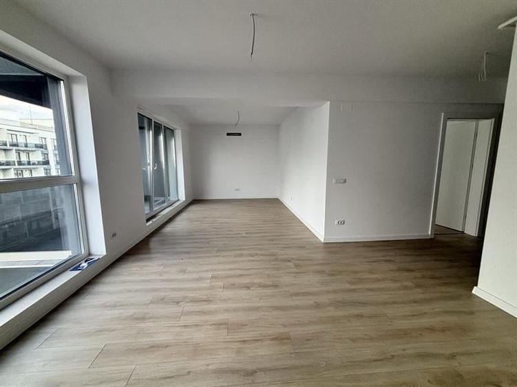 Apartament cu 2 camere decomandat în Exterior Vest