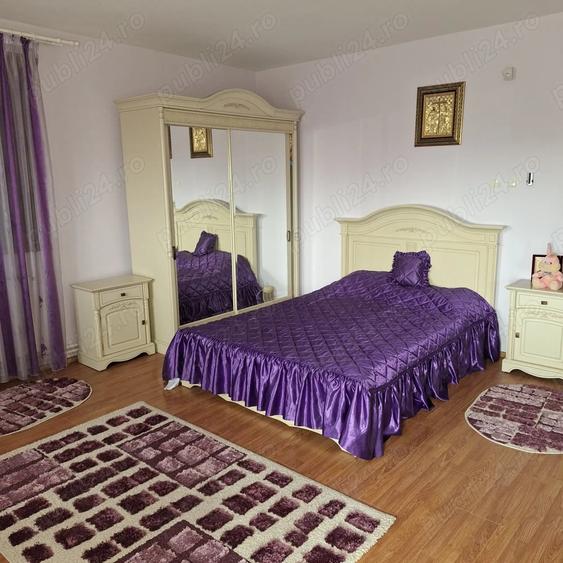 Casă cu 6 camere în Ciolpani