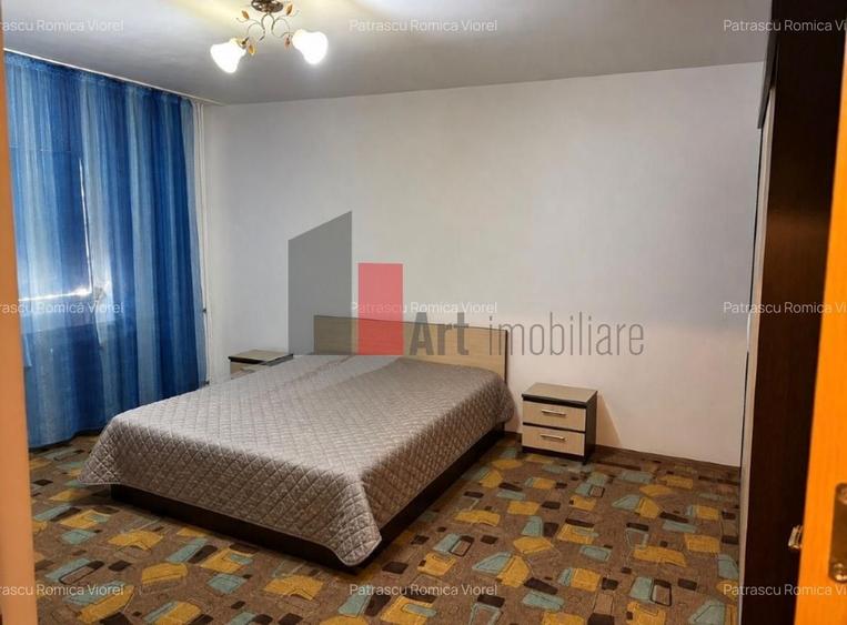 Apartament cu 4 camere decomandat în Sebastian
