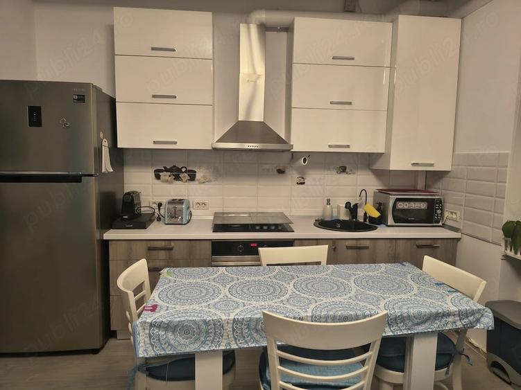 Apartament cu 3 camere semidecomandat, mobilat în Giroc