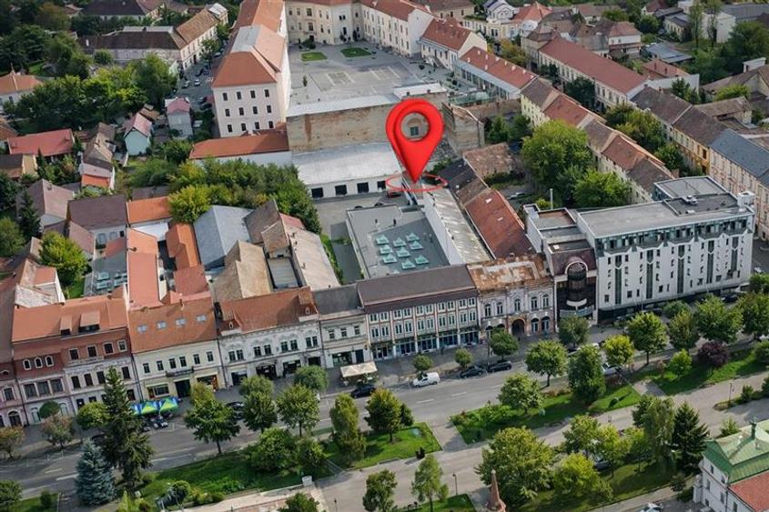 Casă individuală cu 4 camere cu Teren 150 Mp în Central
