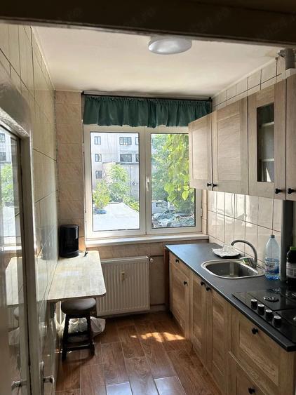 Apartament cu 3 camere semidecomandat în Ultracentral