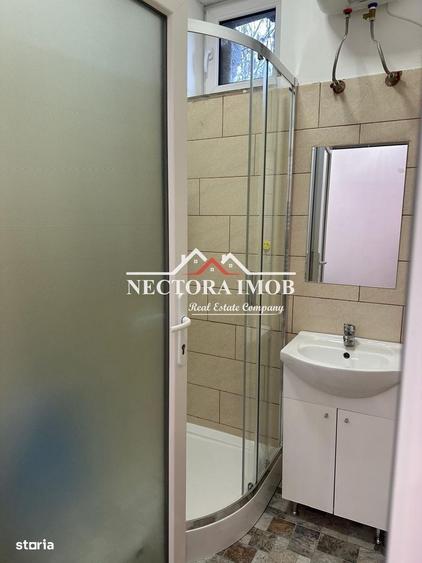 Casă cu 4 camere decomandat cu Teren 200 Mp în Central