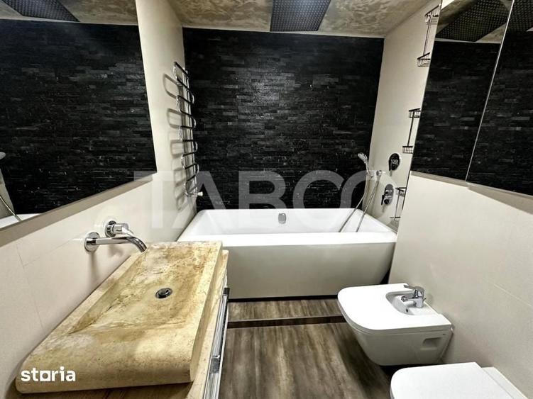 Apartament cu 4 camere decomandat în Ștrand
