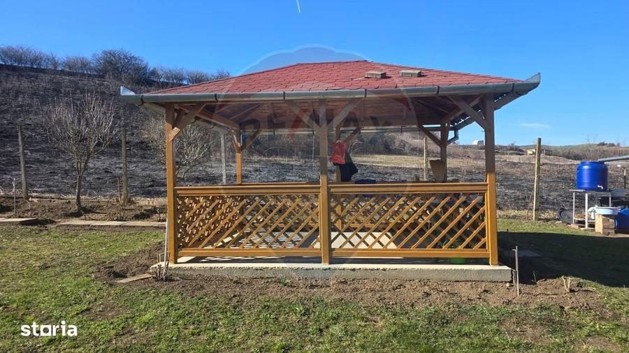 Teren de 2900 mp, în Blăjel