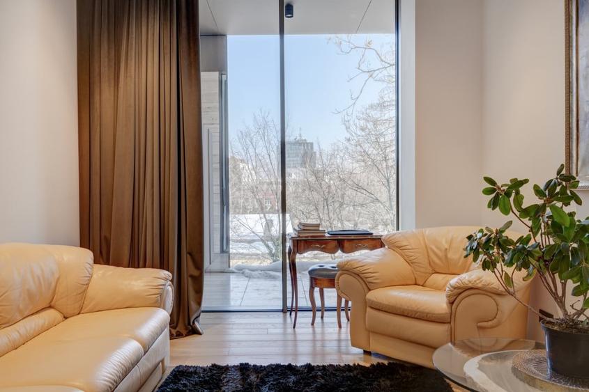 Apartament cu 4 camere decomandat, mobilat în Kiseleff