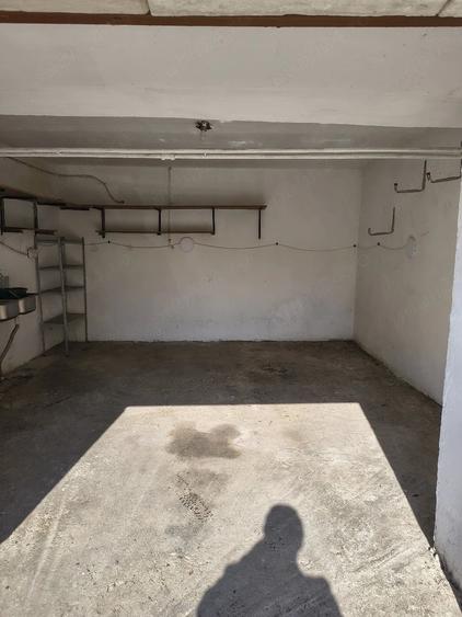 Spațiu comercial, de 20 mp, în Complex Studențesc